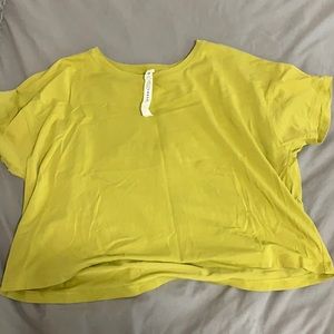 Lululemon exercise top
